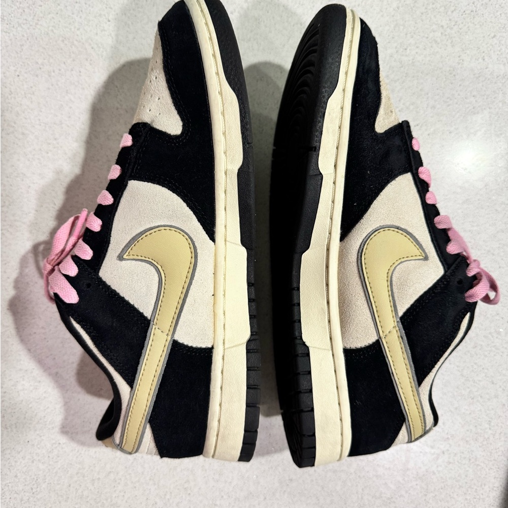 Nike Dunk Low Black Suede
